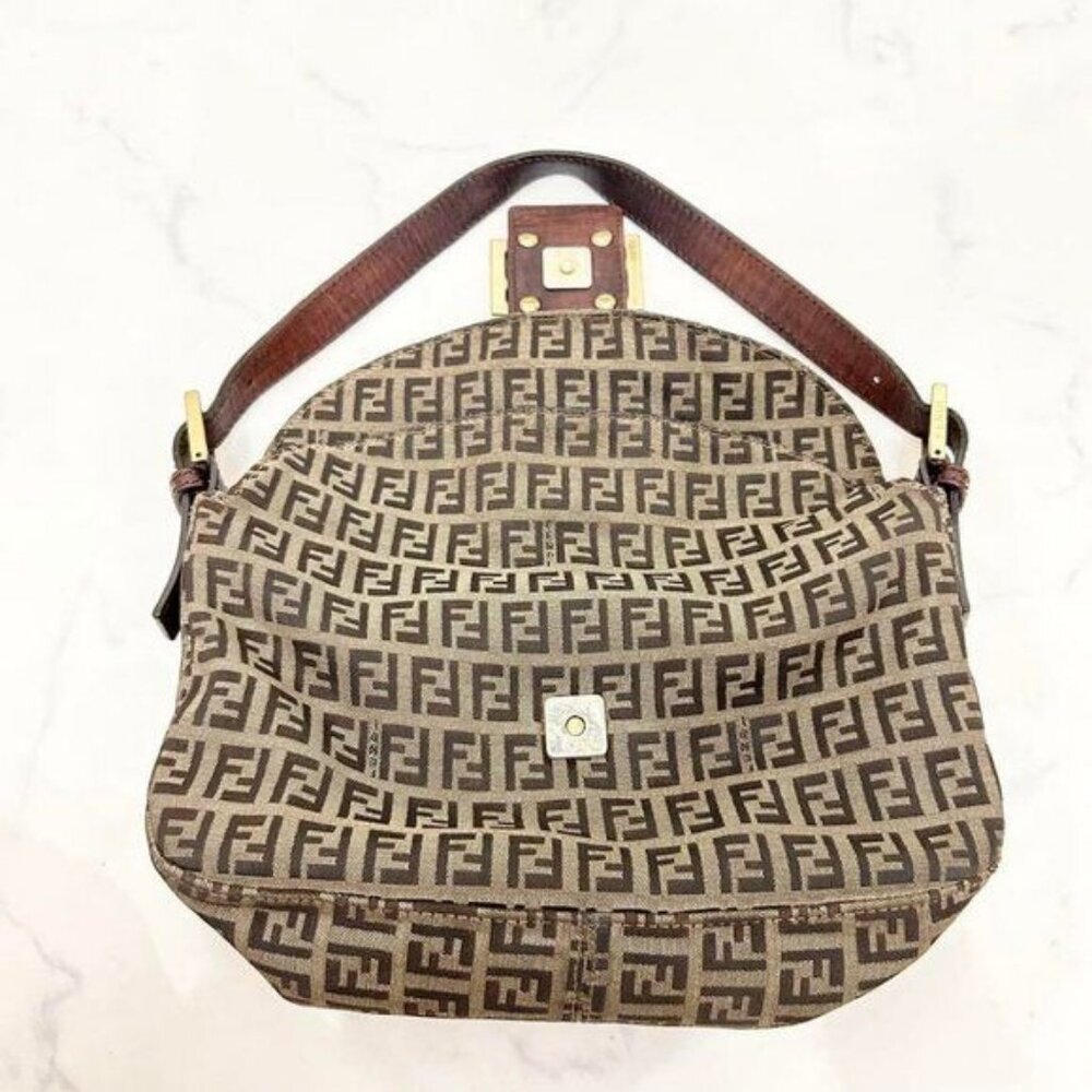 Authentic FENDI Mamma Zucca Zucchino Bucket Baguette Tan Gold Flap Bag Purse - Picture 11 of 15